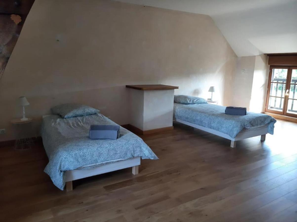 Longere Familiale Villa Melesse Kültér fotó